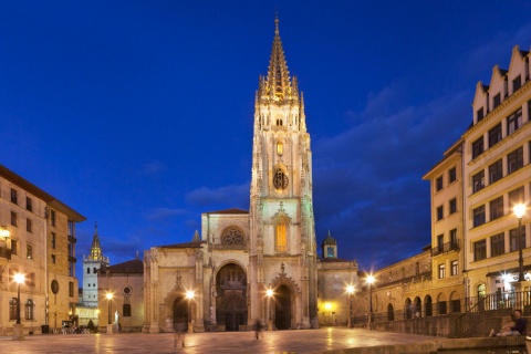 Catedral Oviedo.jpg
